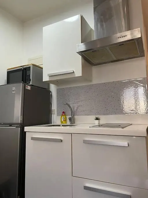 Studio At Makati Center With Fast Net, Netflix And 40In Tv Manila Apartmán