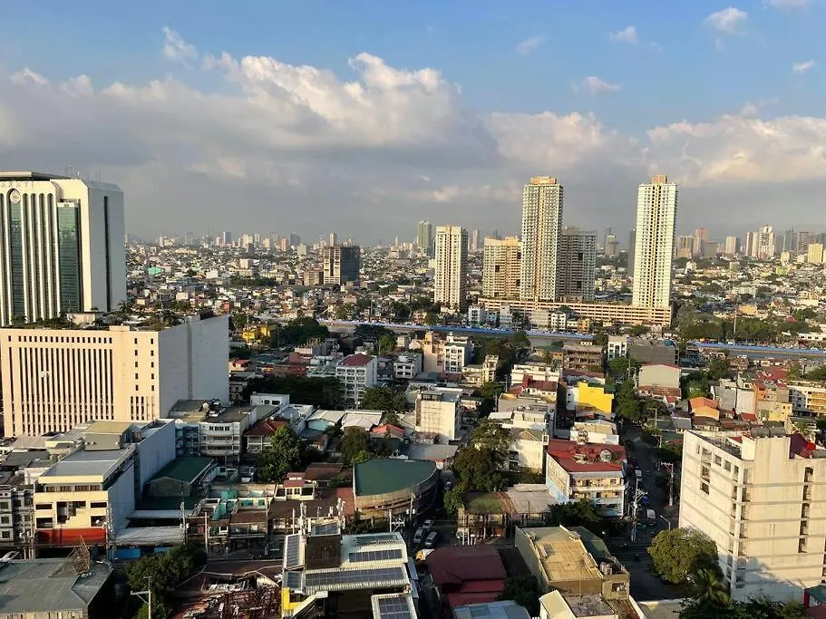 Apartmán Studio At Makati Center With Fast Net, Netflix And 40In Tv Manila