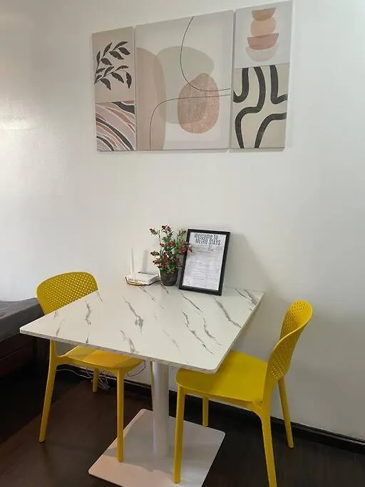Studio At Makati Center With Fast Net, Netflix And 40In Tv Manila Philippinen